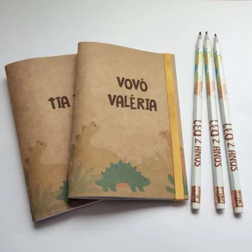 Kit Bloquinho Brochura A6 + Lápis Adesivado + Embalagem