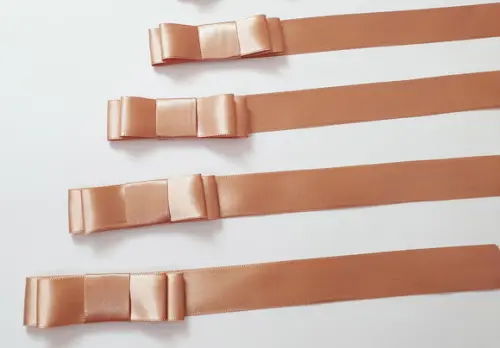 Laço Duplo Cetim Nº 5 com Extensão de 40 cm