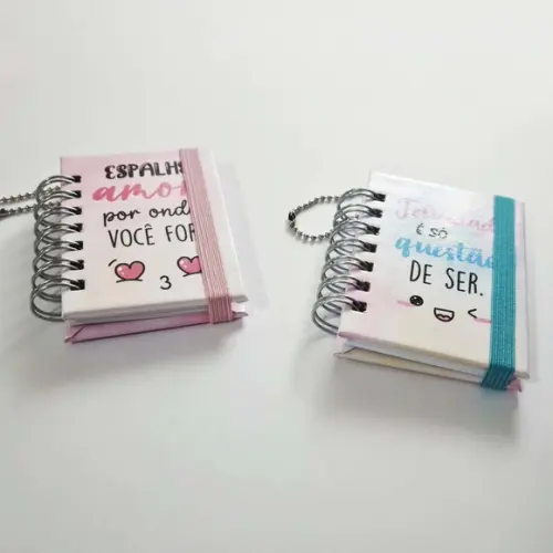 Mini Bloquinho Chaveiro A8