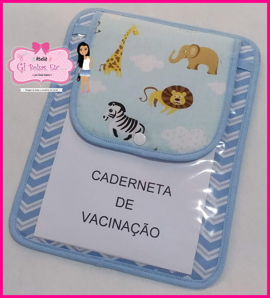Porta Caderneta de Vacinação c/ Bolsinho p/ Cartão Safari