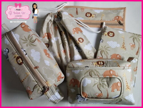 Kit Necessaires Bebê + Saquinho Filó/tecido + Capa Caderneta