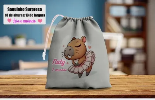 Saquinho Surpresa Personalizado Capivara Menina