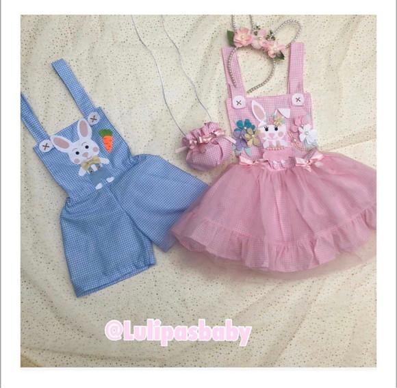 Roupa infantil de pascoa