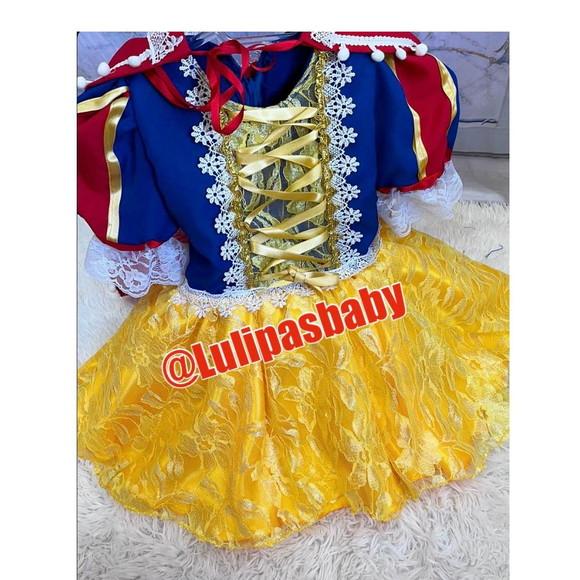 Vestido Branca de Neve Luxo