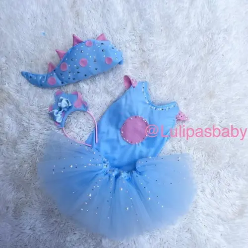 Fantasia Dino Menina