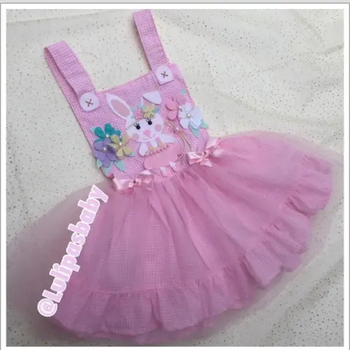 Roupa de Páscoa infantil
