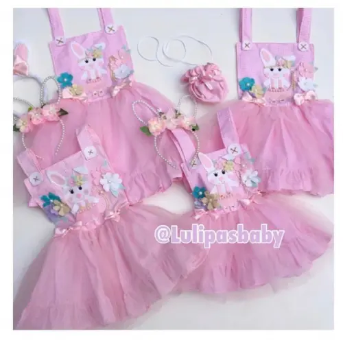 Roupa infantil de pascoa
