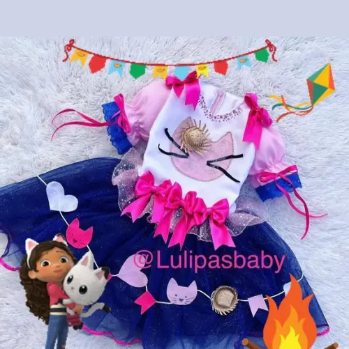 Vestido Junino a Casa Mágica da Gabby