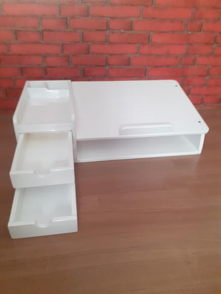 Suporte para Notebook e Porta Treco Cor Branco