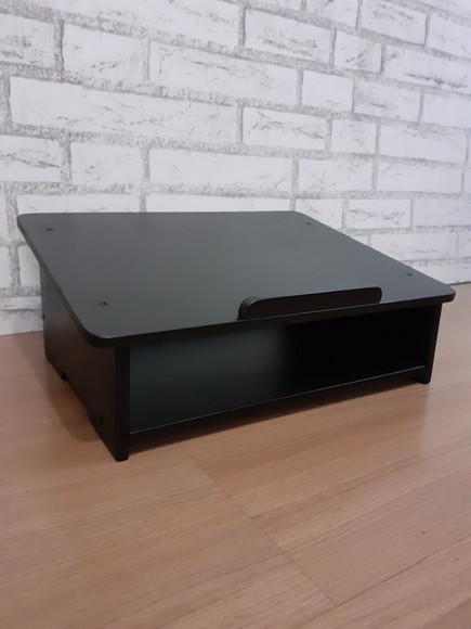Suporte para Notebook Preto em Madeira