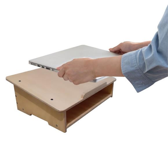Suporte para Notebook em Madeira