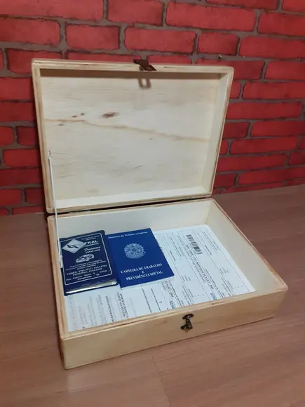 Caixa para Guardar Documentos com Fecho p/ Cadeado
