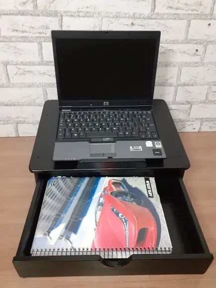 Suporte para Notebook com Gaveta Cor Preto