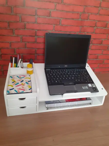 Suporte para Notebook e Porta Treco Cor Branco