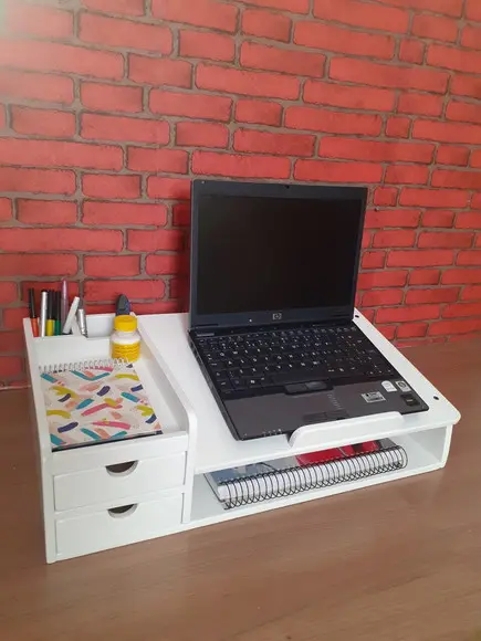 Suporte para Notebook e Porta Treco Cor Branco