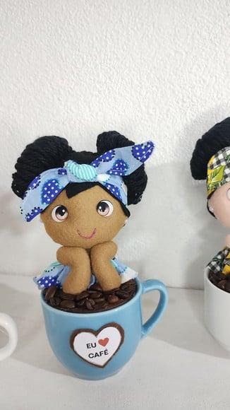 Boneca na Xícara