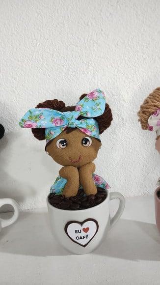Boneca na Xícara