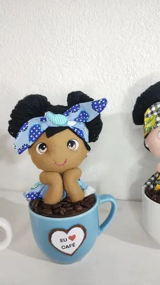 Boneca na Xícara