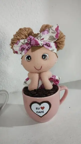 Boneca na Xícara