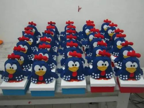 galinha pintadinha na caixinha