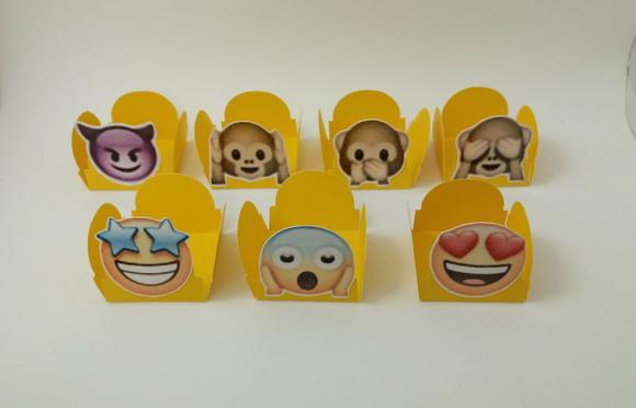 Forma para docinho - EMOJIS