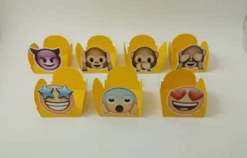 Forma para docinho - EMOJIS