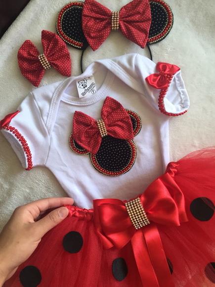 Minnie Fantasia de Luxo Vermelha