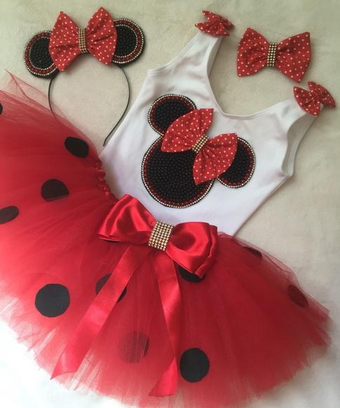 Minnie Fantasia de Luxo Vermelha