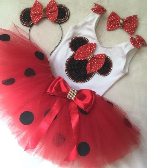 Minnie Fantasia de Luxo Vermelha