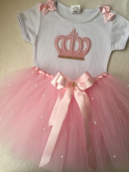 Vestido Coroa Realeza Rosa
