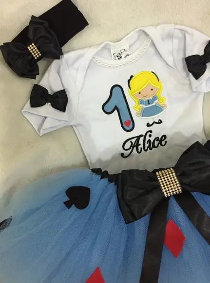 Fantasia Alice no Pais das Maravilhas