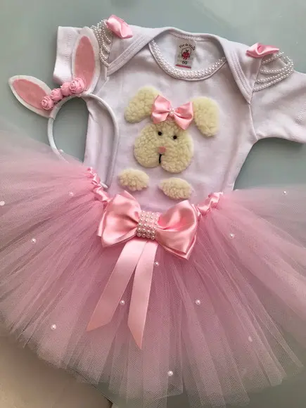 Roupa de Coelhinha Páscoa