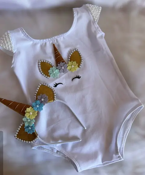 Unicórnio Bodty Personalizado com Arco Infantil