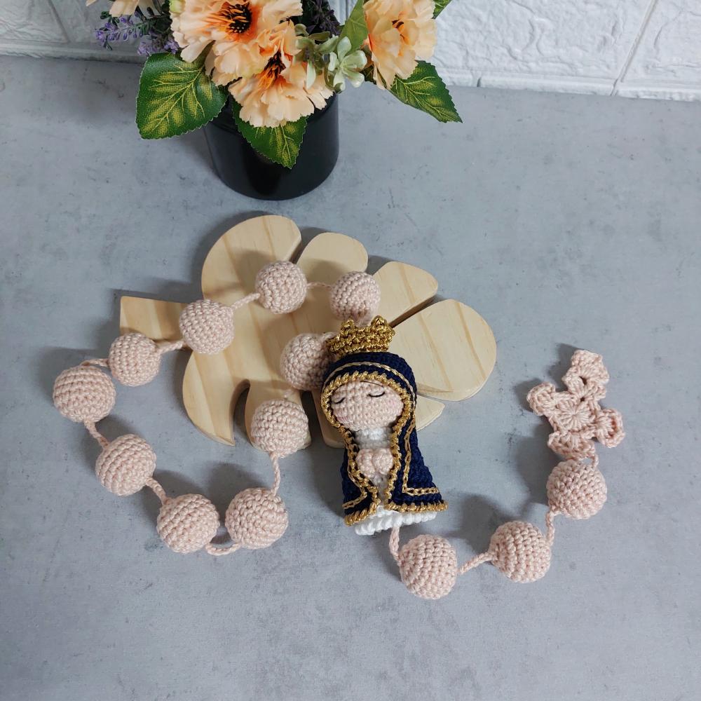 Terço de amigurumi Nossa Senhora Aparecida