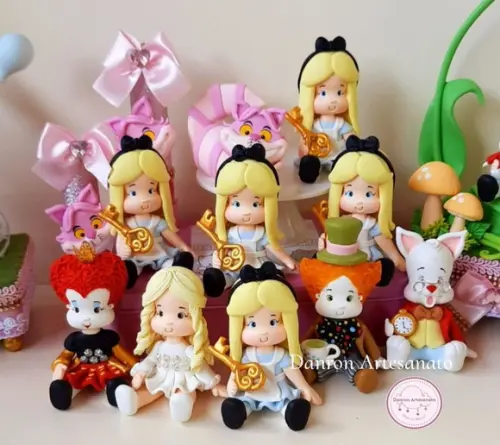 Aplique Alice no País das Maravilhas