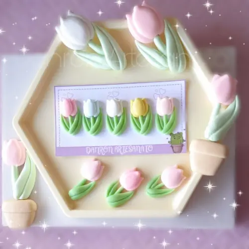Aplique Tulipa de Biscuit