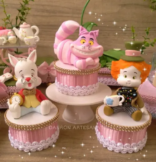 Lembrancinha Alice no País das Maravilhas
