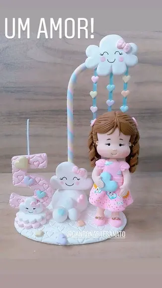 Topo de Bolo Chuva de Amor