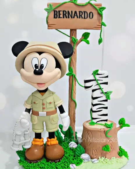 Topo de Bolo Mickey Safari