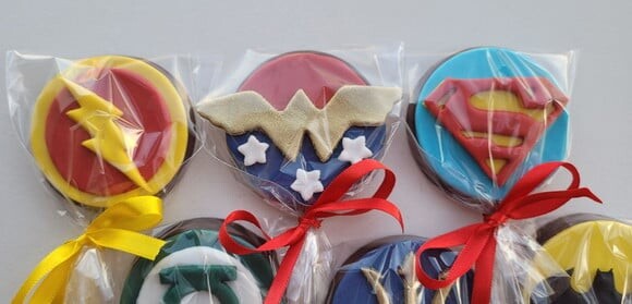 Pirulito de Chocolate - Liga da Justiça Heróis