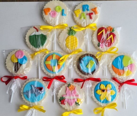 Pirulito de Chocolate - Pool Party