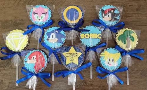Pirulito de Chocolate Decorado Sonic