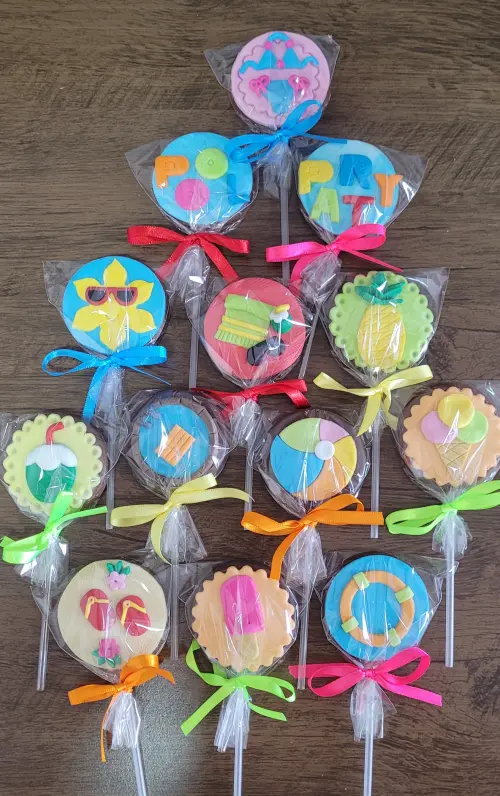 Pirulito de Chocolate Decorado Pool Party