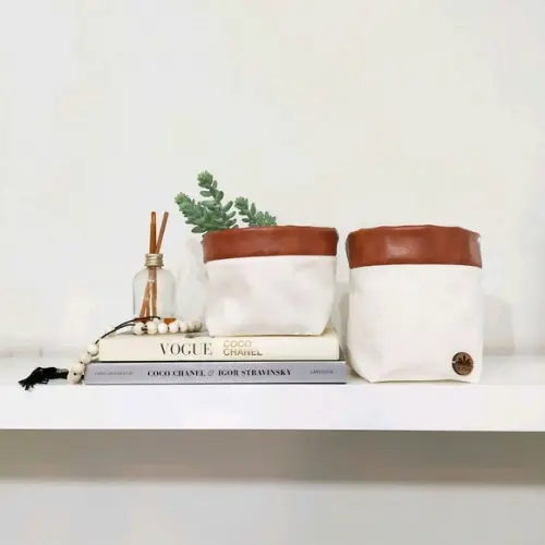 Kit Cachepôs Borda em Couro Eco - 2 Peças