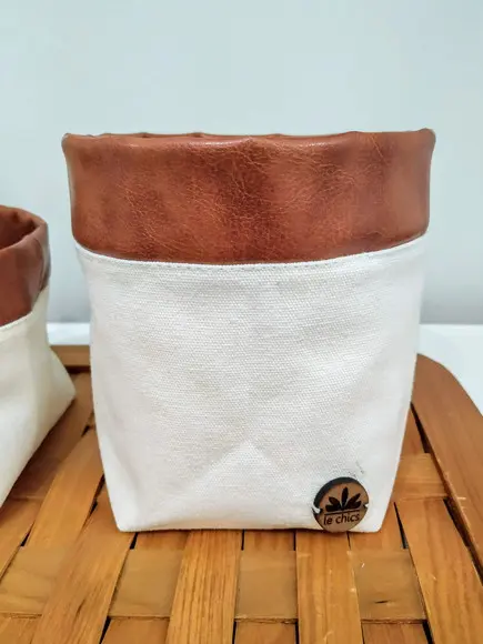 Kit Cachepôs Borda em Couro Eco - 2 Peças