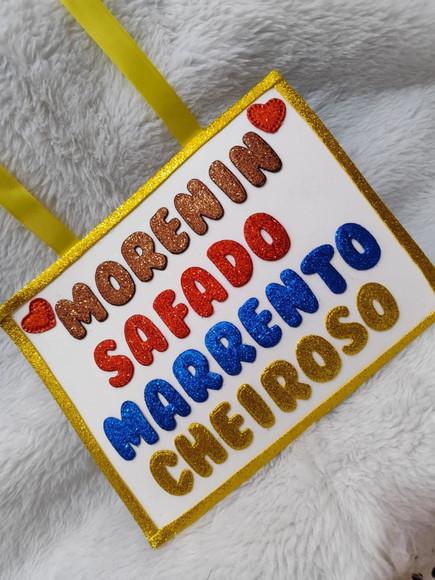 1 Plaquinha de Carnaval