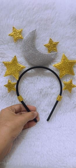 1 Tiara Estrelas e Lua (pode Mudar a Cor)