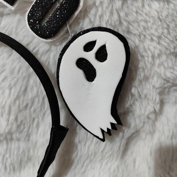 1 Tiara Halloween, Fantasma Boleto