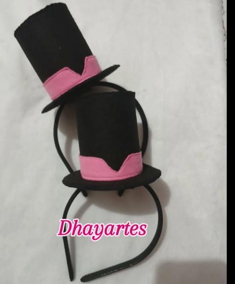1 Tiara Mini Cartola Mundo Bita de Feltro