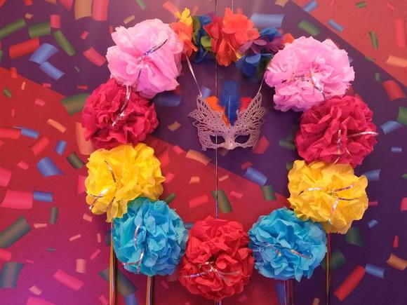 15 Unid de Pompons de Crepom para Decoração (apenas Pompom